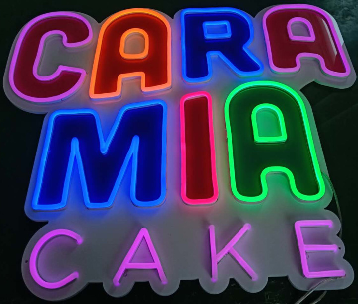 caramia-cake-on
